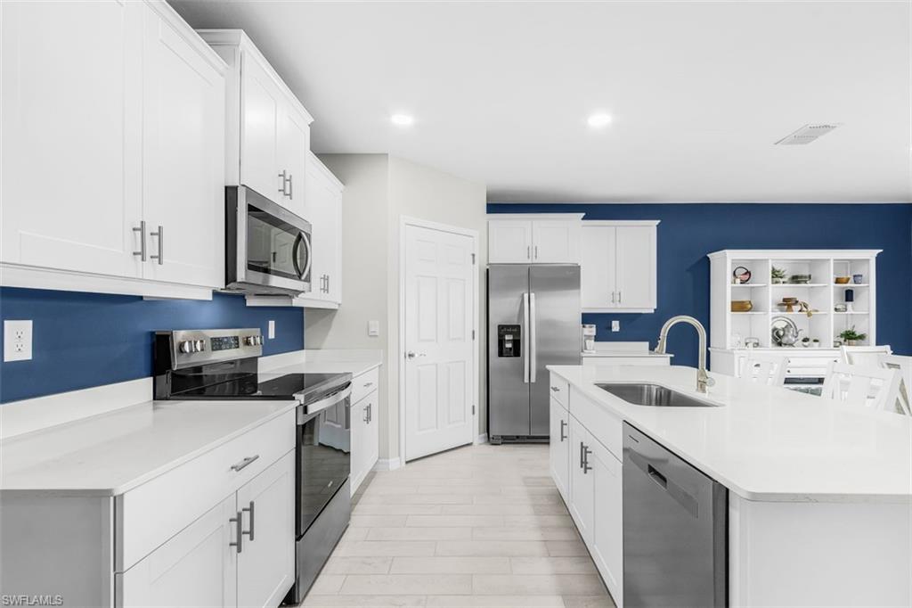 3658 Rollingwater Way Property Photo 6