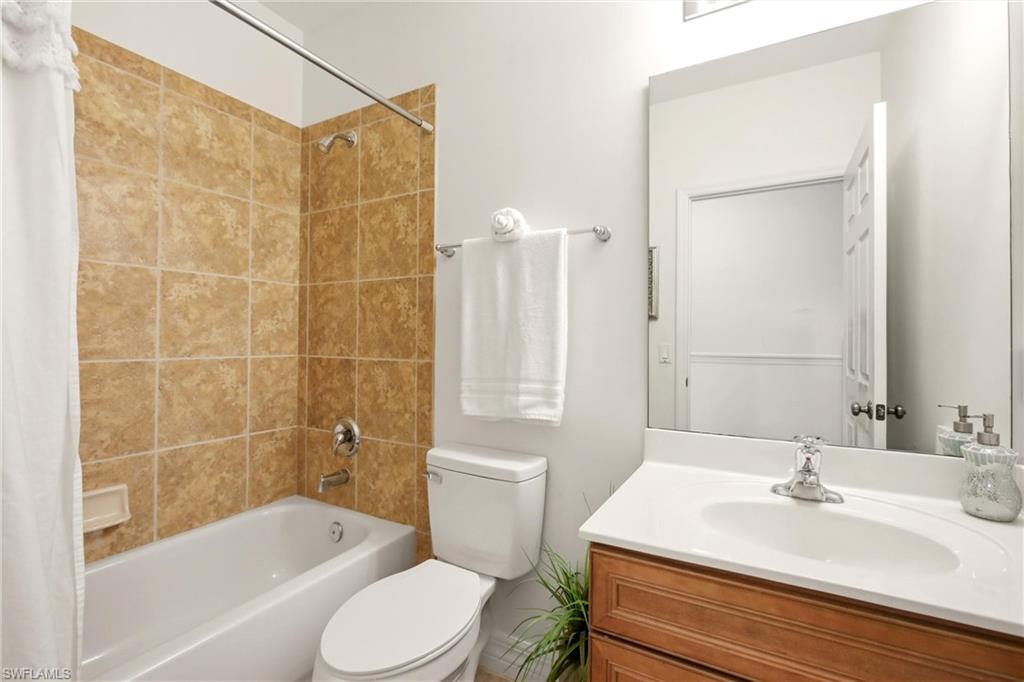 16105 Via Solera Cir 101 Property Photo 32