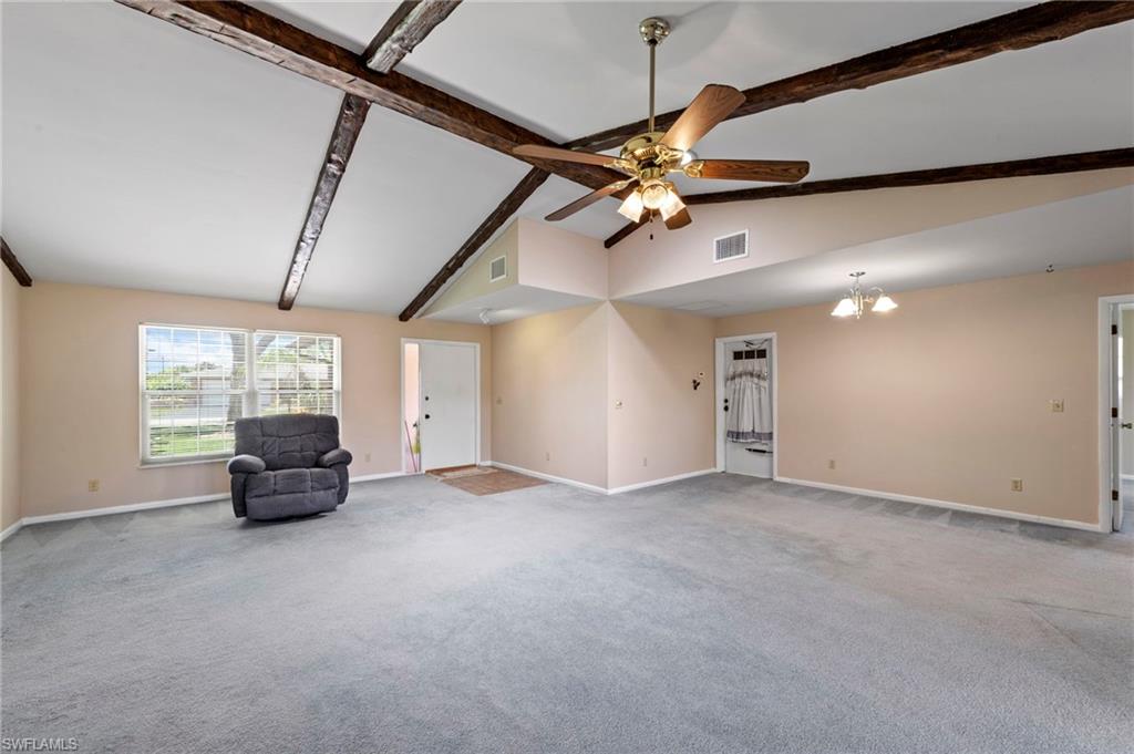2379 Woodland Blvd Property Photo 4