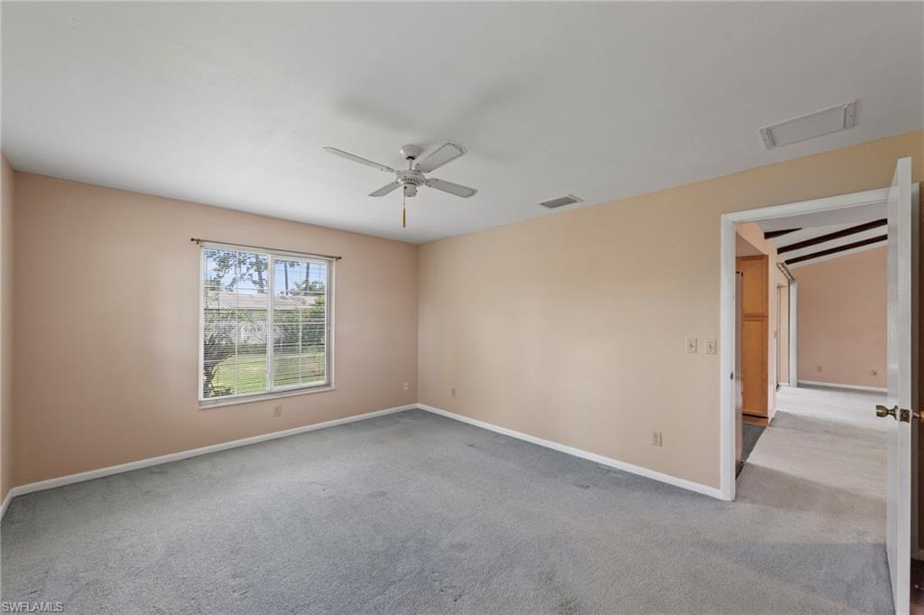 2379 Woodland Blvd Property Photo 8
