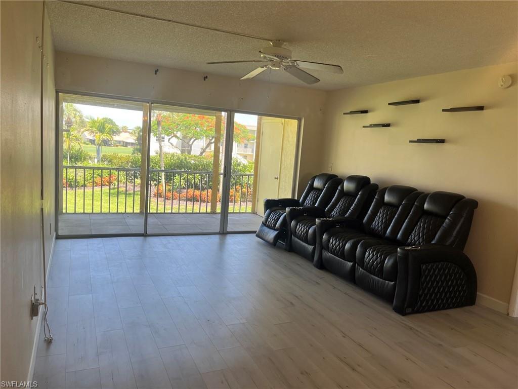 6220 Augusta DR 203 Property Photo 1