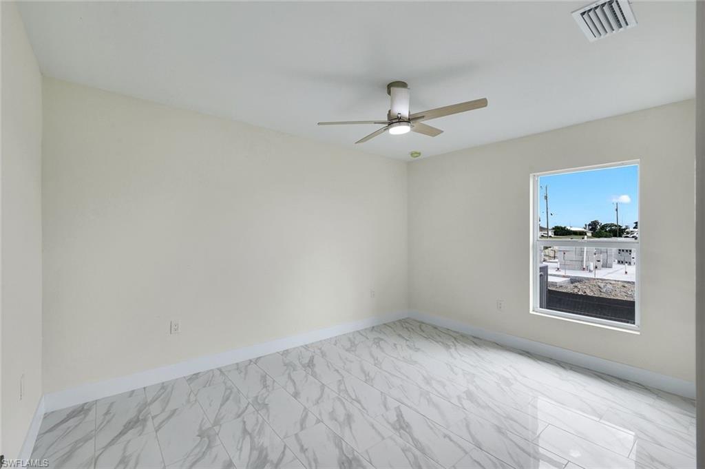 2622 Ne 1st Pl Property Photo 18