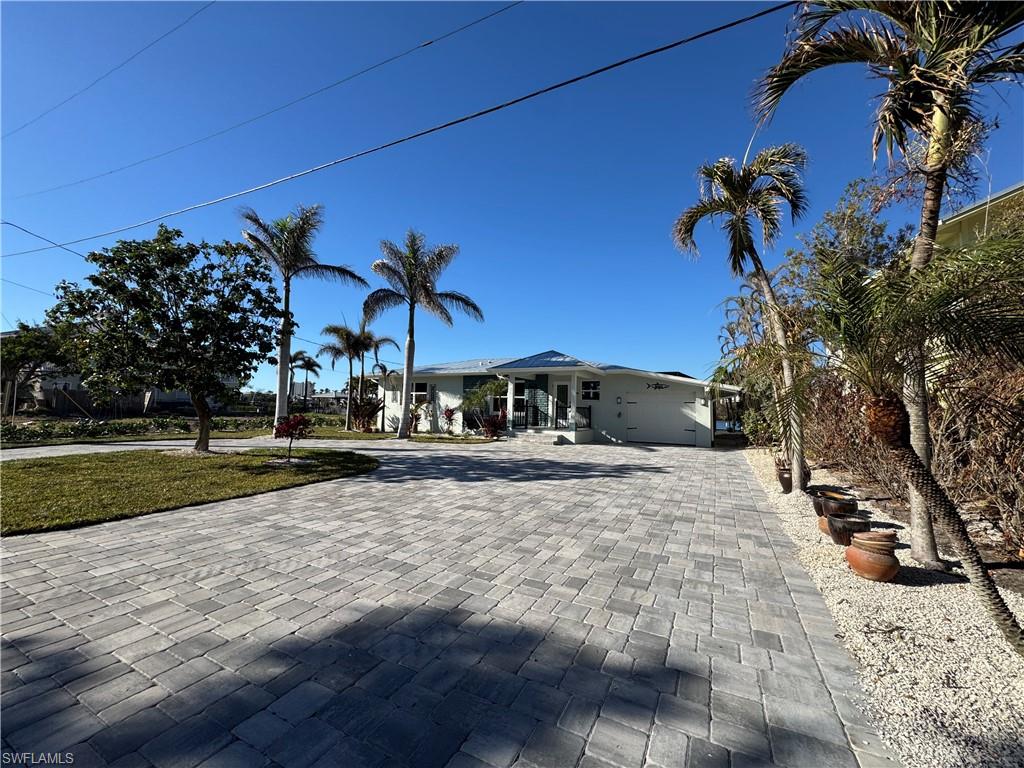 8065 Lagoon Rd Property Photo 3