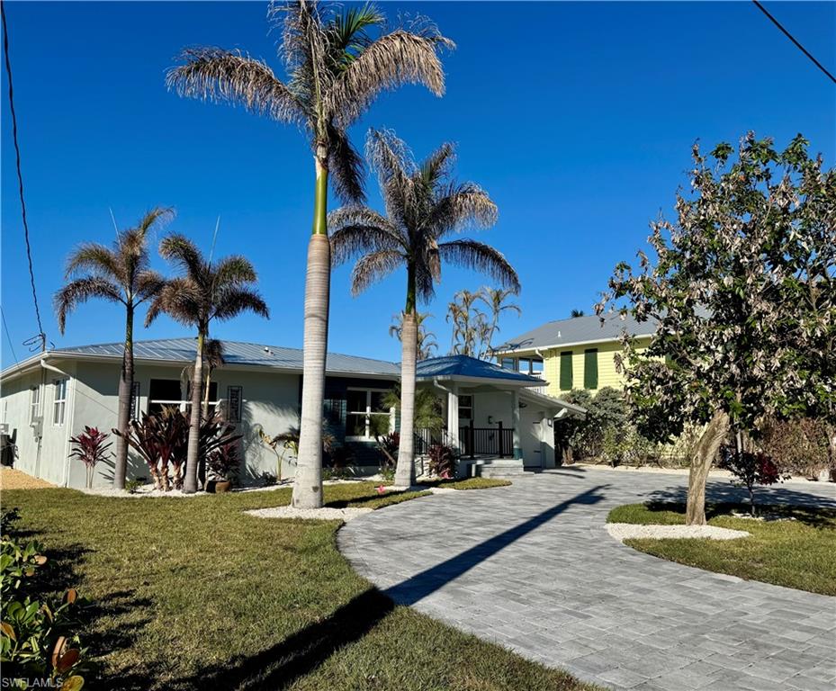 8065 Lagoon Rd Property Photo 4