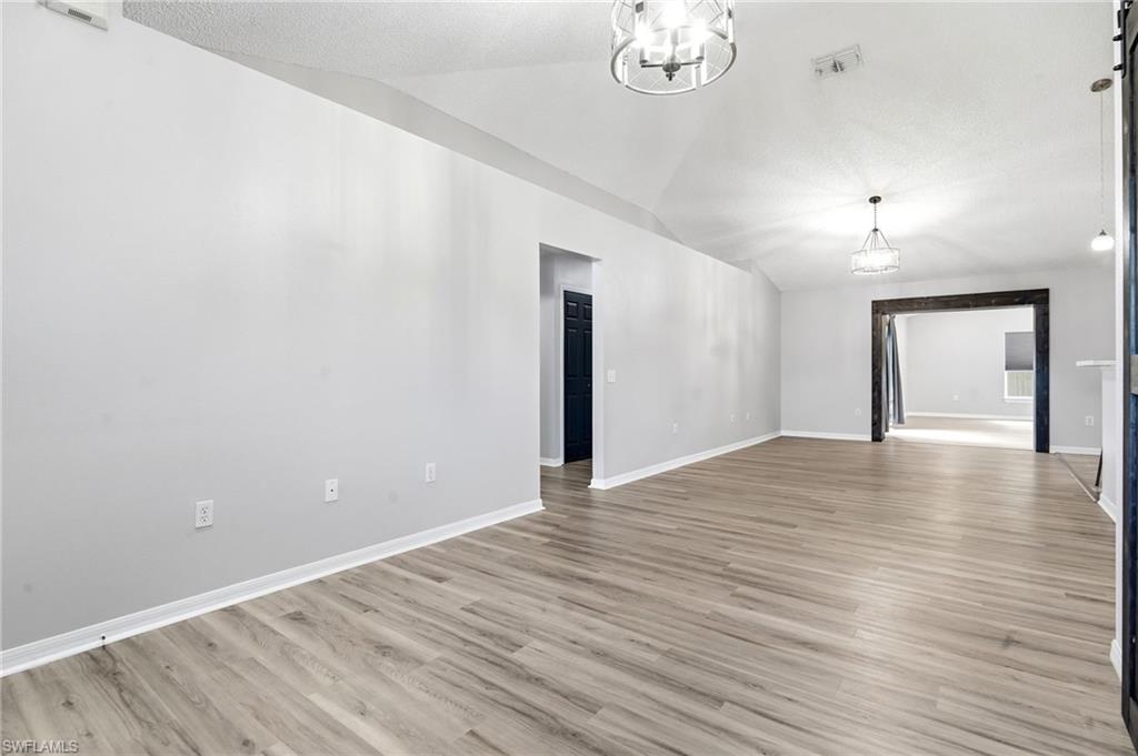 3088 Wainwright St Property Photo 11