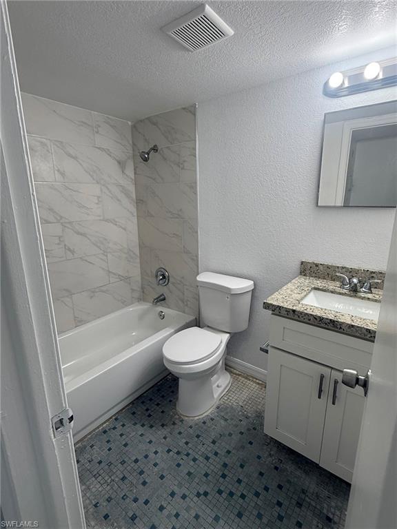 2452 Stella ST 101 Property Photo 1