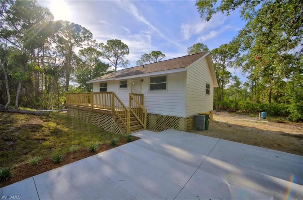 28060 Chrysalis Dr Property Photo 4