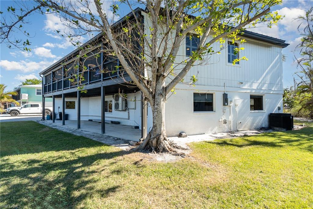 1720 Middle Gulf Dr Property Photo 41