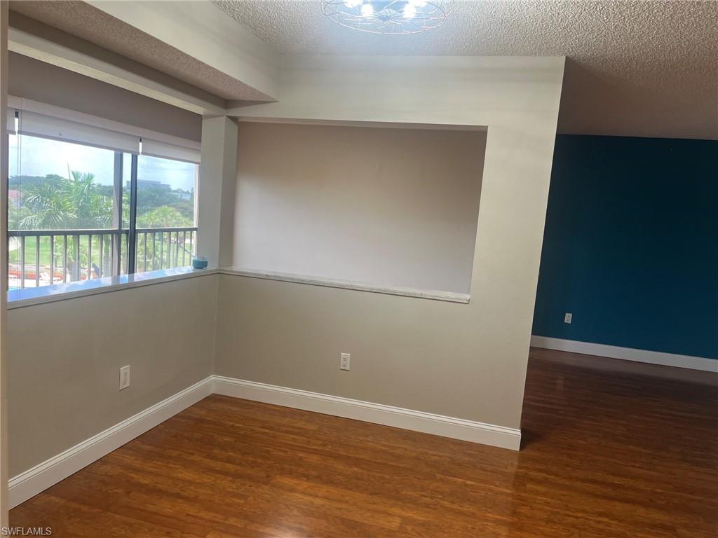 7430 Lake Breeze Dr 505 Property Photo 3