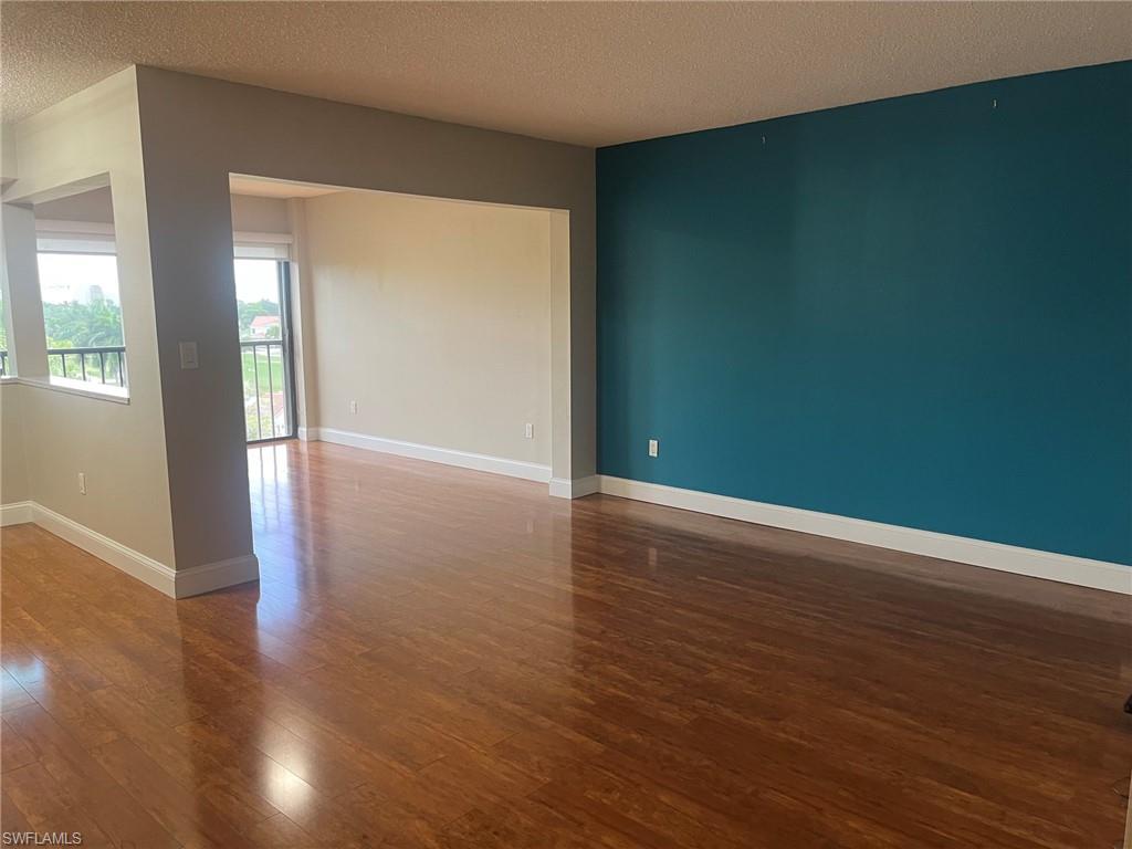 7430 Lake Breeze Dr 505 Property Photo 5