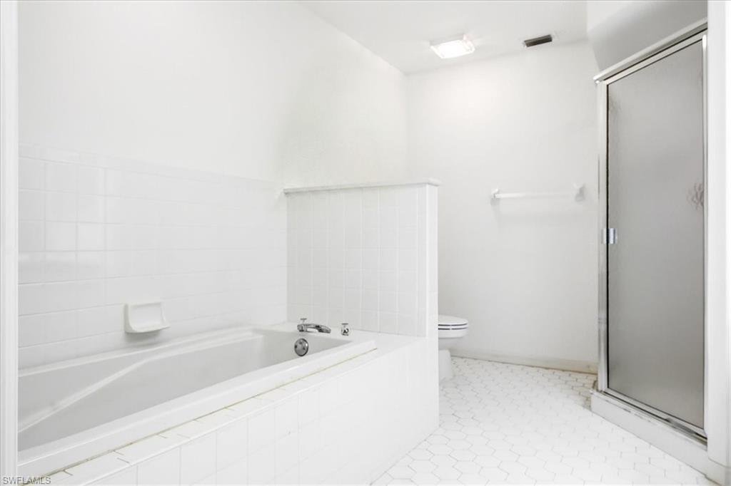 21681 Sungate Ct Property Photo 21