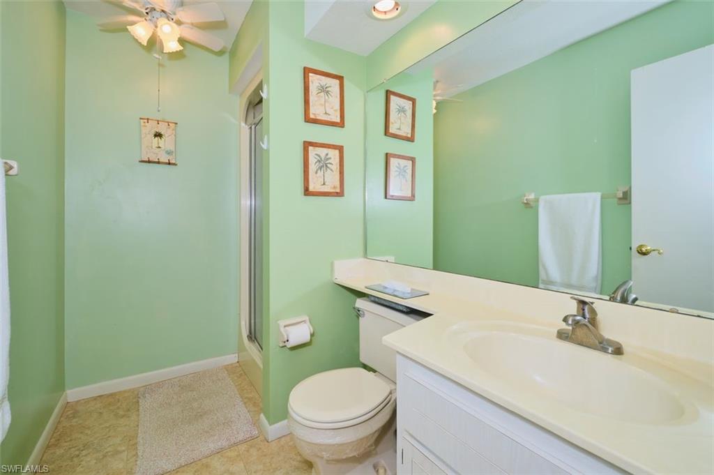1905 Se 40th Ter 102 Property Photo 13