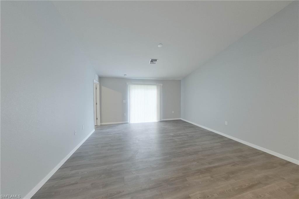 9135 Aegean Cir Property Photo 4