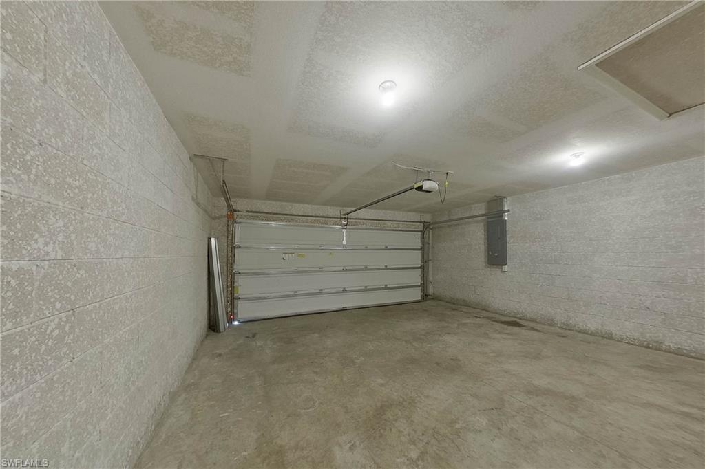 9135 Aegean Cir Property Photo 15