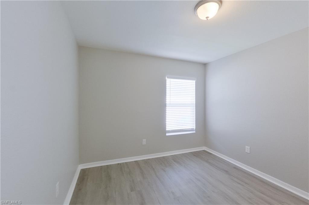 18310 Gibraltar Ln Property Photo 2