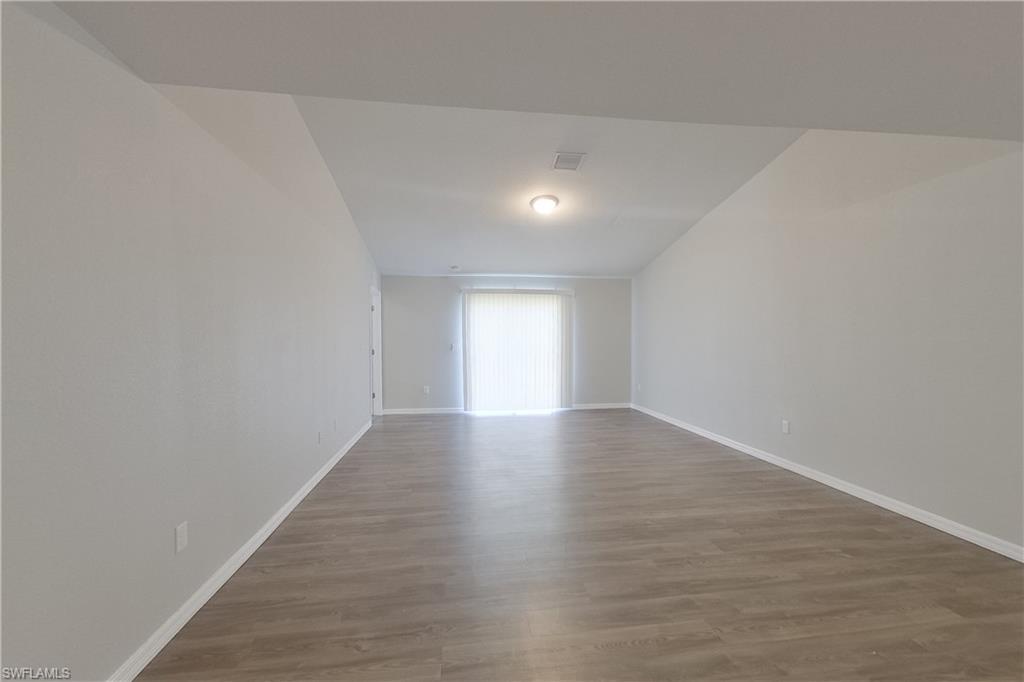 18310 Gibraltar Ln Property Photo 11