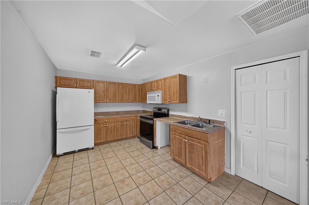 1133/1135 Gordon Ave S Property Photo 15