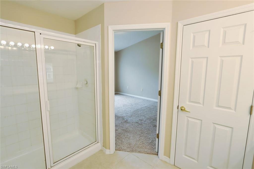 1172 Oxford Ln 27 Property Photo 17