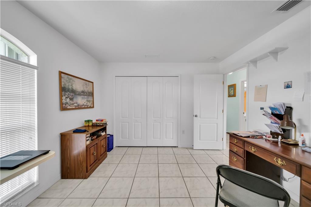 1118 Se 5th Pl Property Photo 17