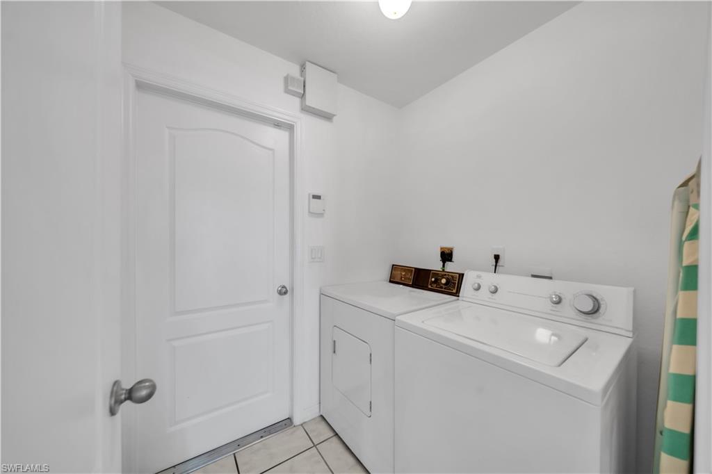 1118 Se 5th Pl Property Photo 27