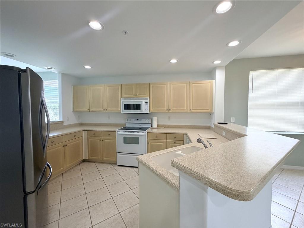 4013 Palm Tree Blvd 301 Property Photo 12
