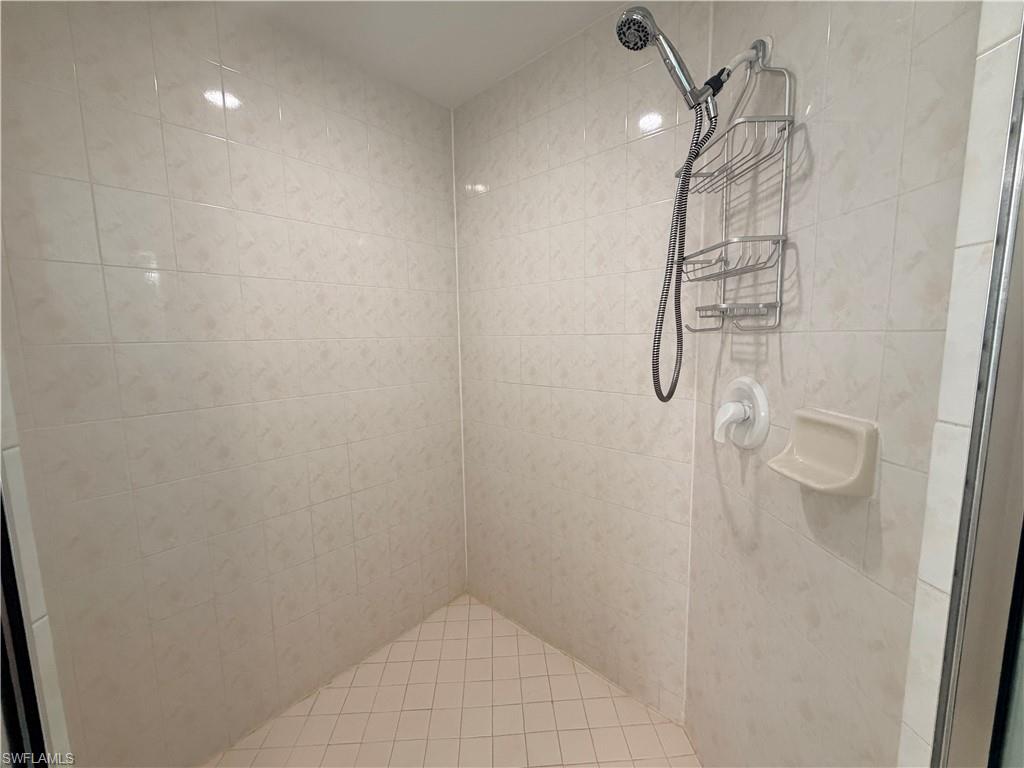 4013 Palm Tree Blvd 301 Property Photo 27