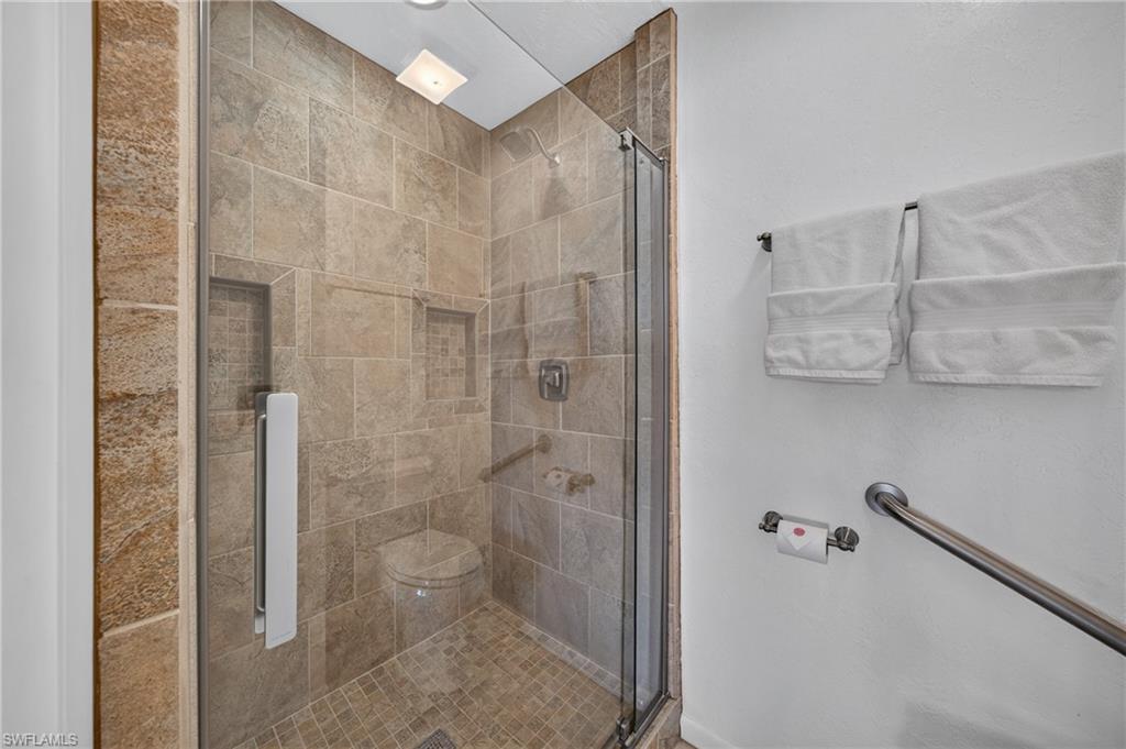 16600 Bocilla Island Club Dr 35 Property Photo 26
