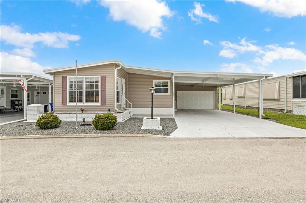 487 Jacklin Ln Property Photo 1