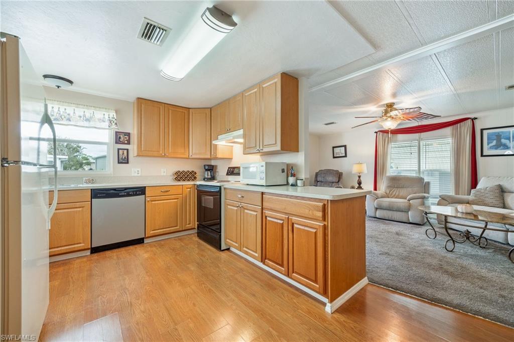 487 Jacklin Ln Property Photo 14