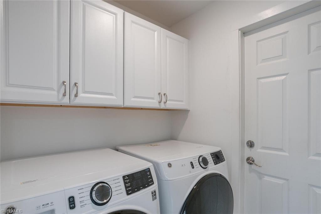1026 S Town And River Dr Property Photo 33