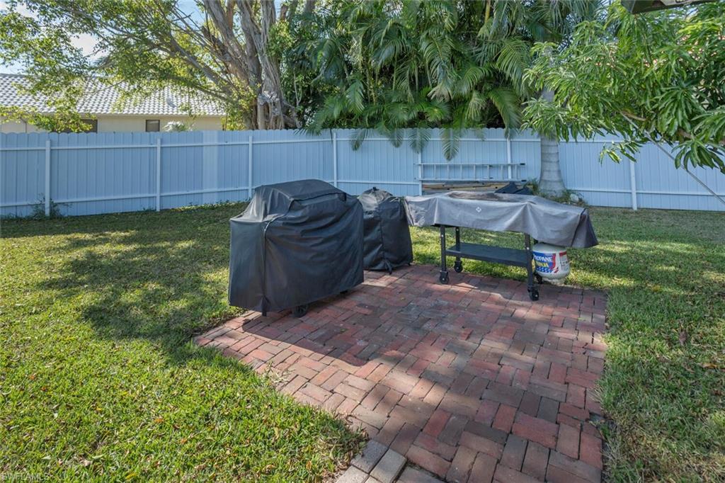 1026 S Town And River Dr Property Photo 36