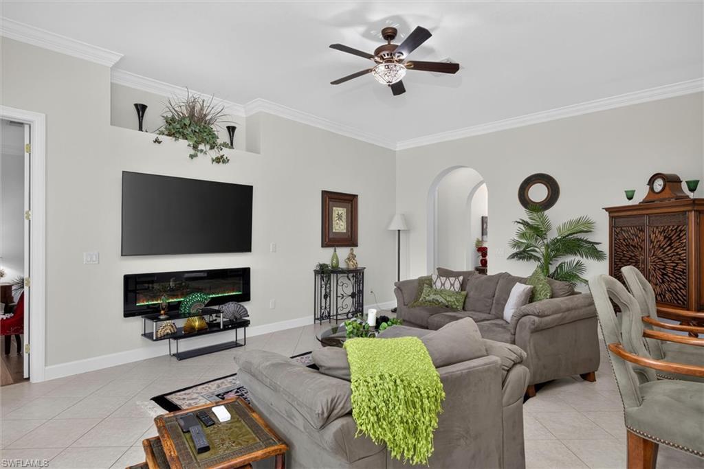 8960 Crown Bridge Way Property Photo 13