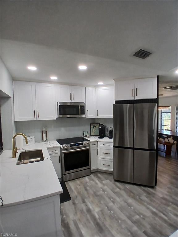 11300 Bridle Ln Property Photo 7