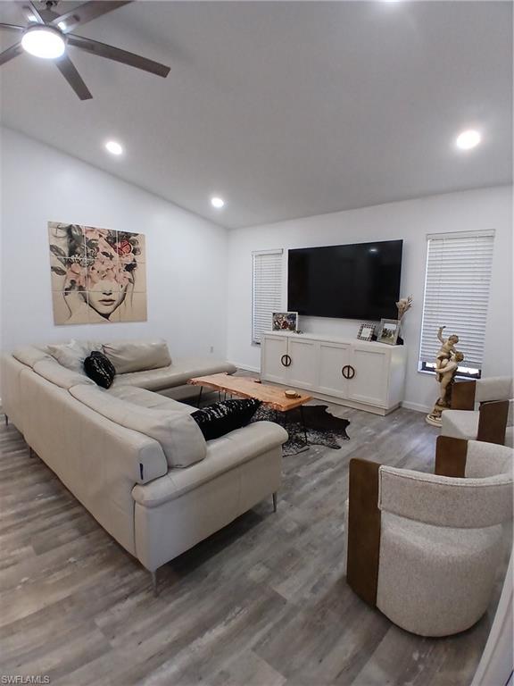 11300 Bridle Ln Property Photo 11