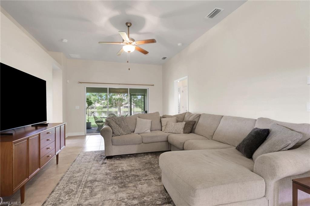 27077 Brook Forest Rd Property Photo 4