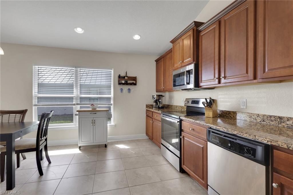 27077 Brook Forest Rd Property Photo 10