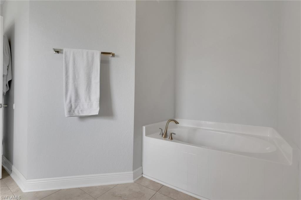 27077 Brook Forest Rd Property Photo 19