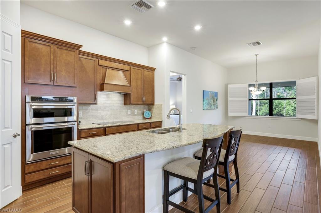 12208 Sussex St Property Photo 6