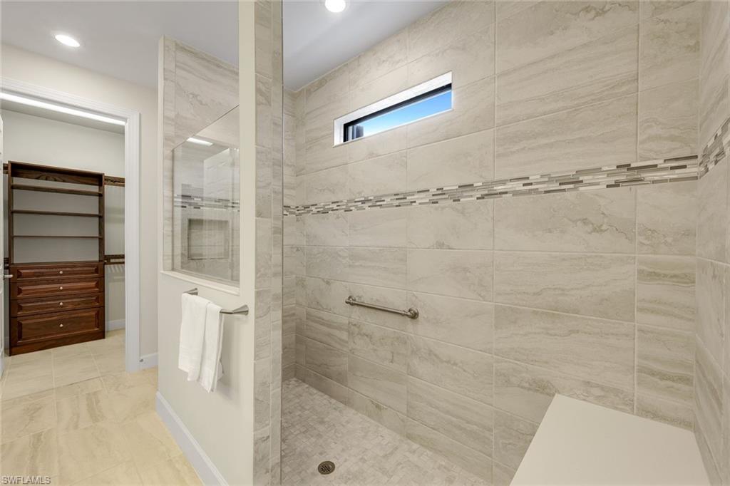 12208 Sussex St Property Photo 10