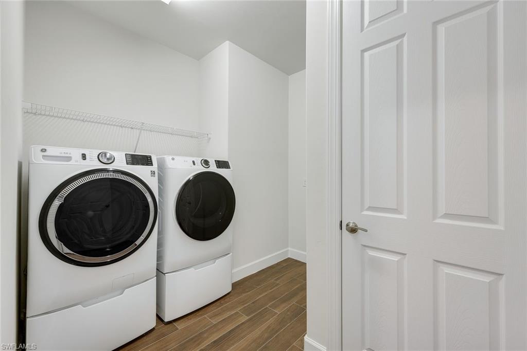 12208 Sussex St Property Photo 25