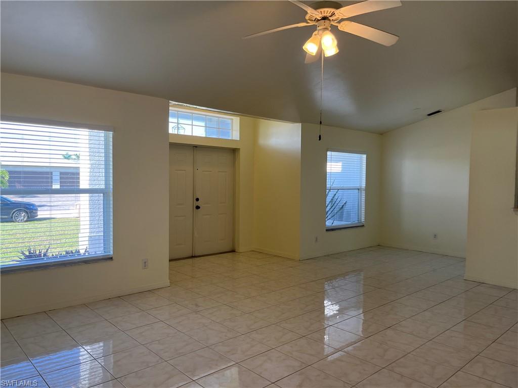 1721 Sw 16th Ter Property Photo 2