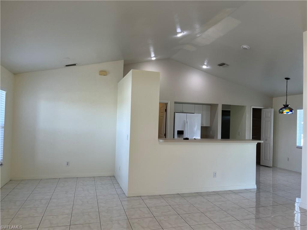 1721 Sw 16th Ter Property Photo 5
