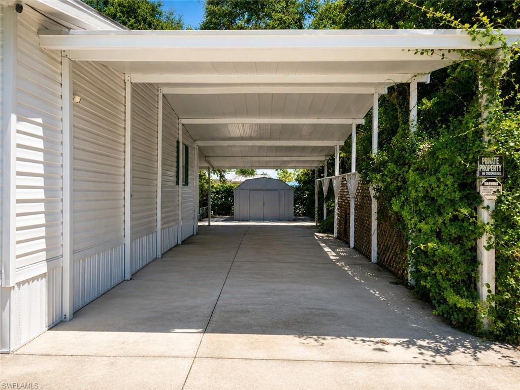 2501 Gail Helen Ct Property Photo 2