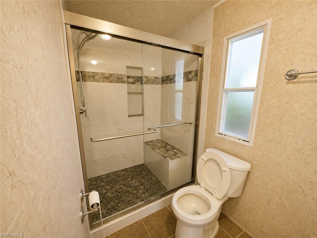 2501 Gail Helen Ct Property Photo 11