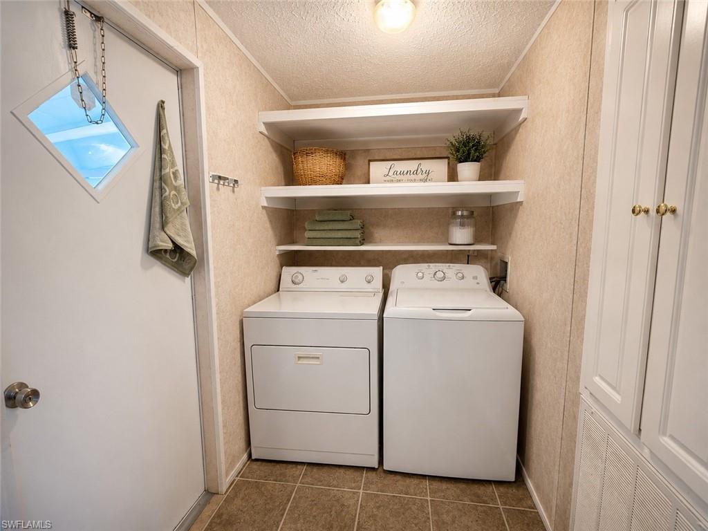 2501 Gail Helen Ct Property Photo 15