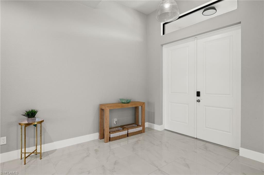 5240 Tower Dr Property Photo 41