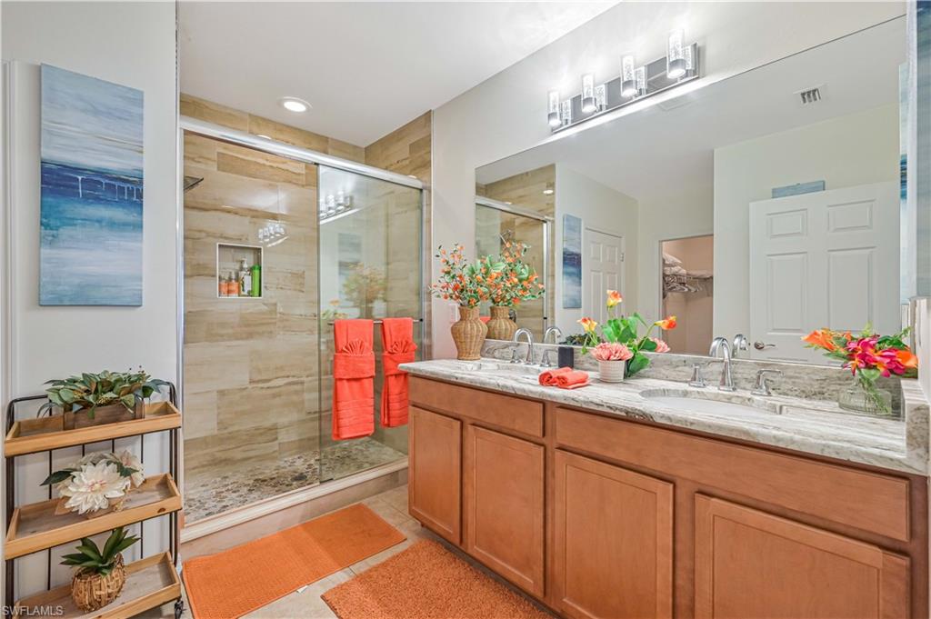 216 Sw 29th St Property Photo 16