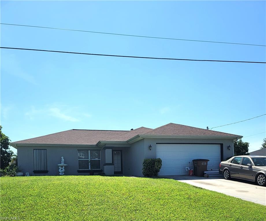313 SW 14th PL Property Photo 1
