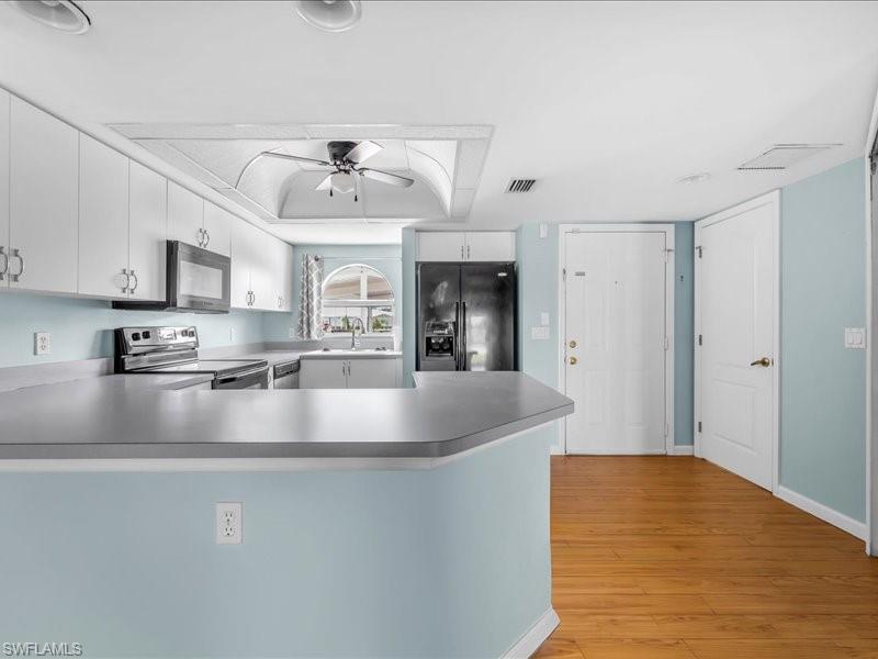 28 Cosmopolitan Dr 15 Property Photo 19