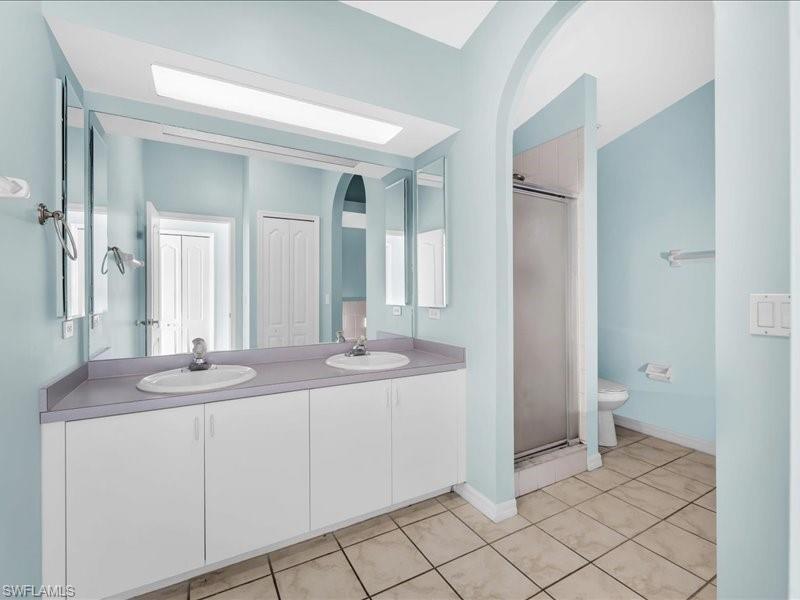 28 Cosmopolitan Dr 15 Property Photo 35